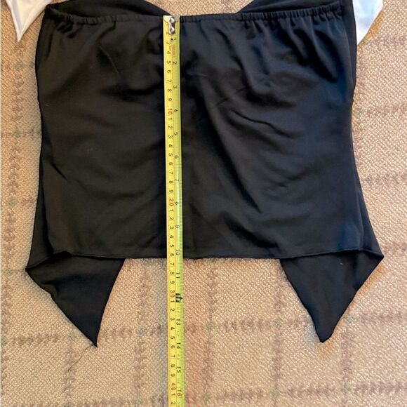 A Black & White strapless bandeau with twist in front, set of 2. S - Picture 8 of 11